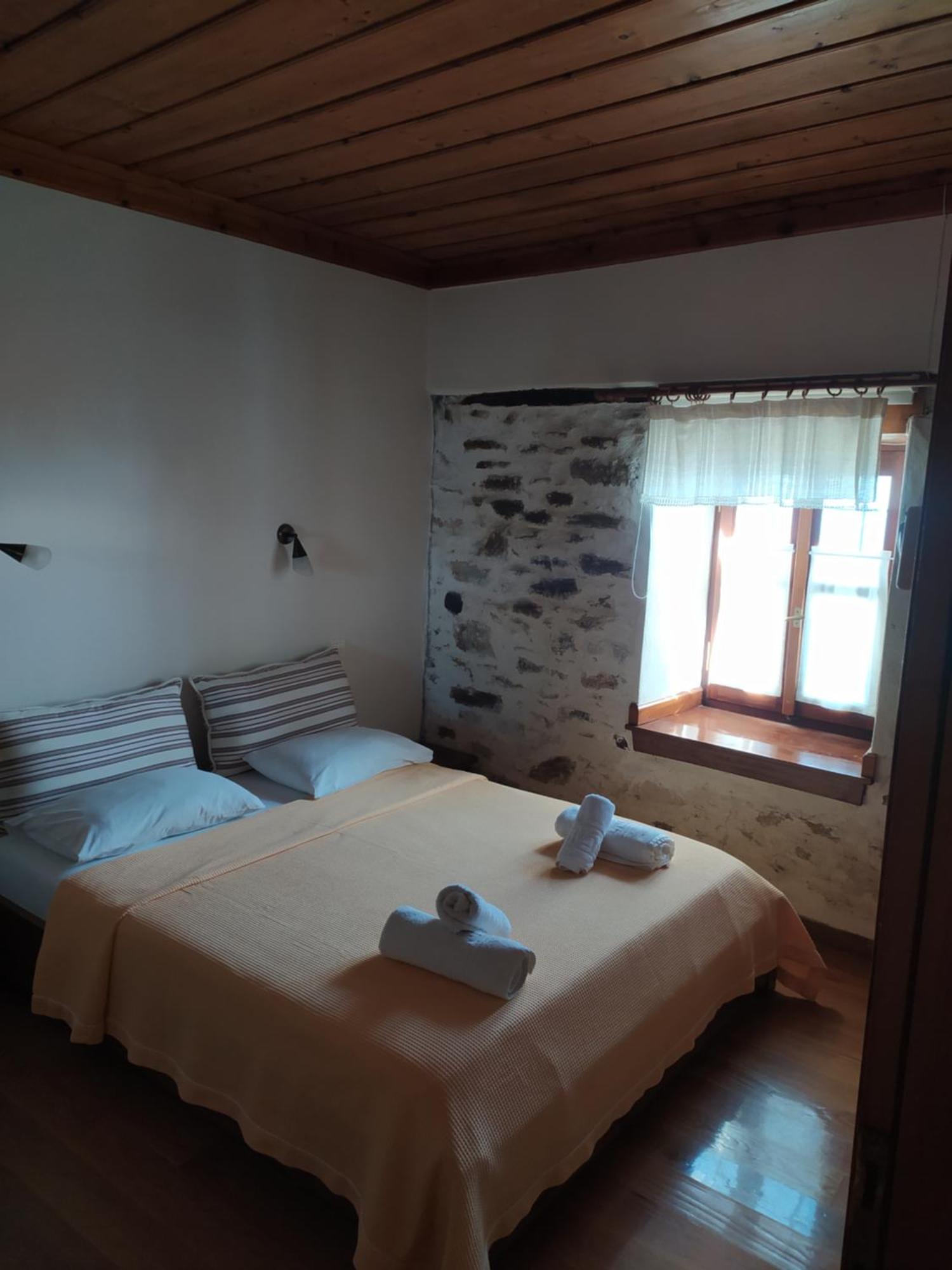 Archontiko Iatridis Hotel Mouresi Bagian luar foto