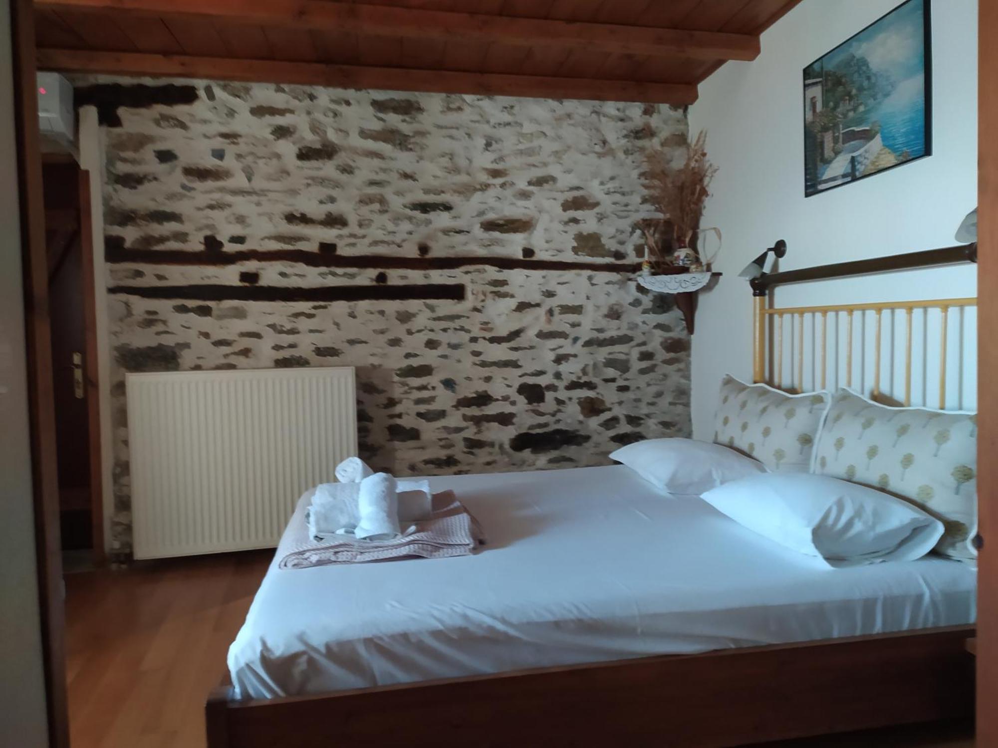 Archontiko Iatridis Hotel Mouresi Bagian luar foto