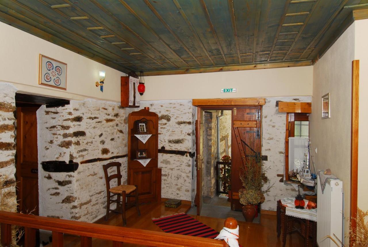 Archontiko Iatridis Hotel Mouresi Bagian luar foto